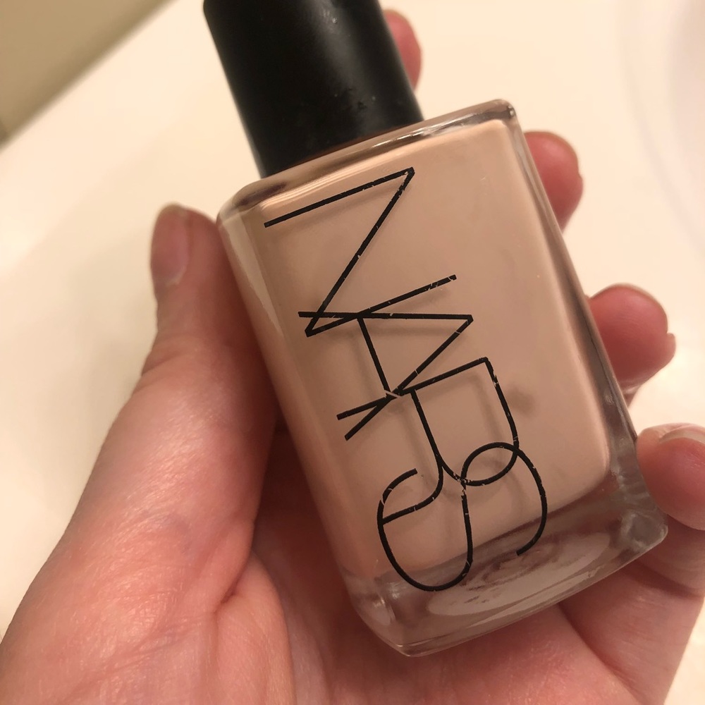 NARS sheer glow in Oslo